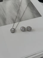 Ovalis Diamond Set Necklace