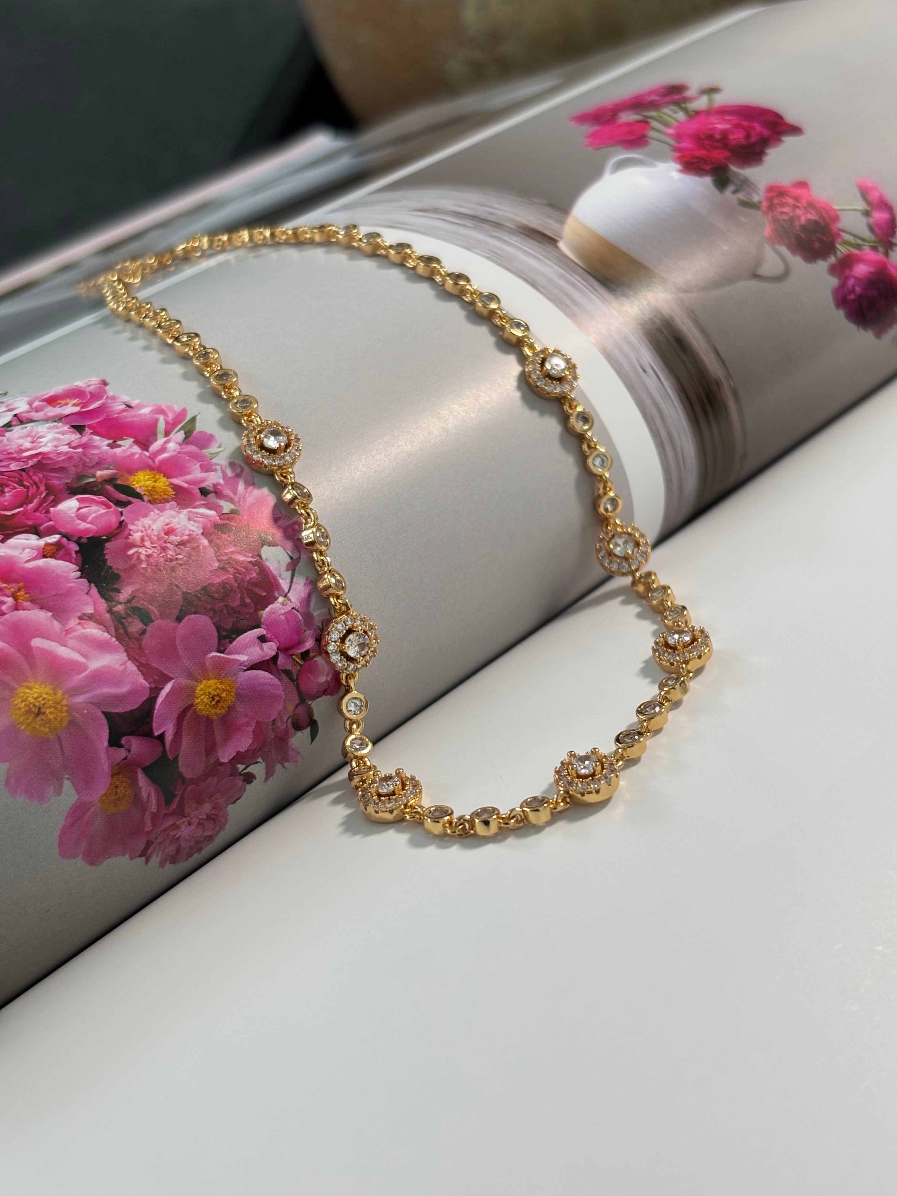 Choker Necklace Diamond Zircon Gold - Alira