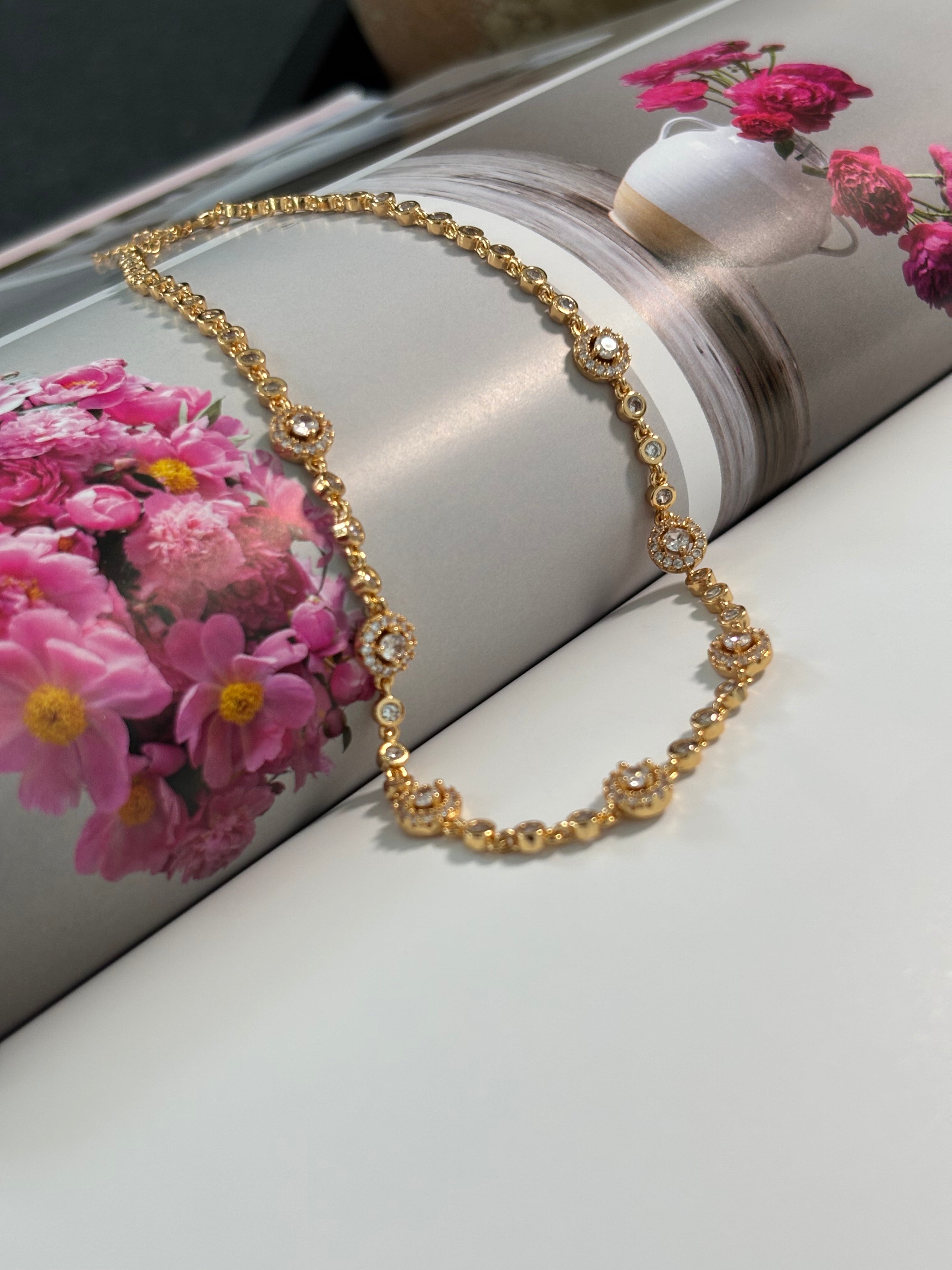 Choker Necklace Diamond Zircon Gold - Alira