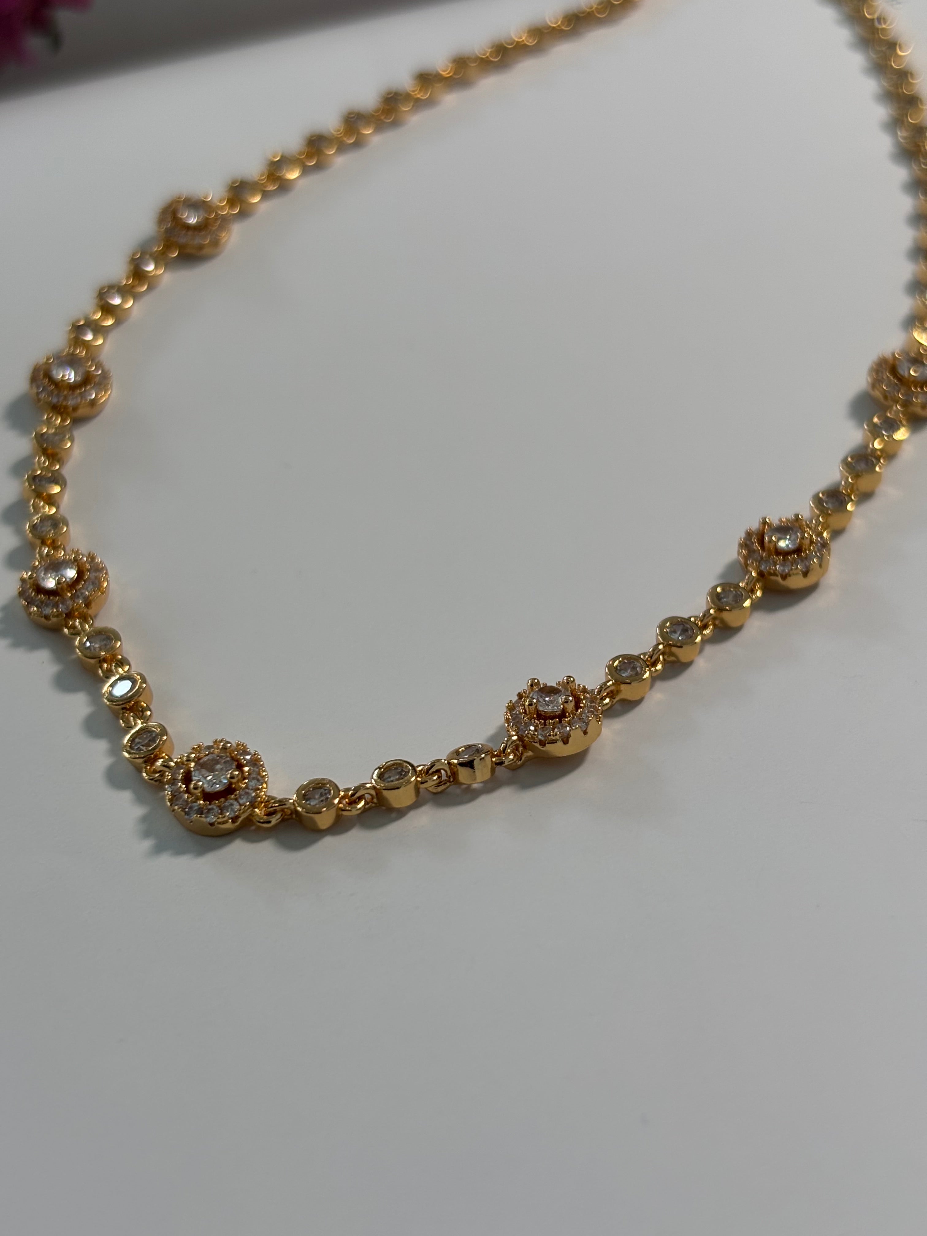 Choker Necklace Diamond Zircon Gold - Alira