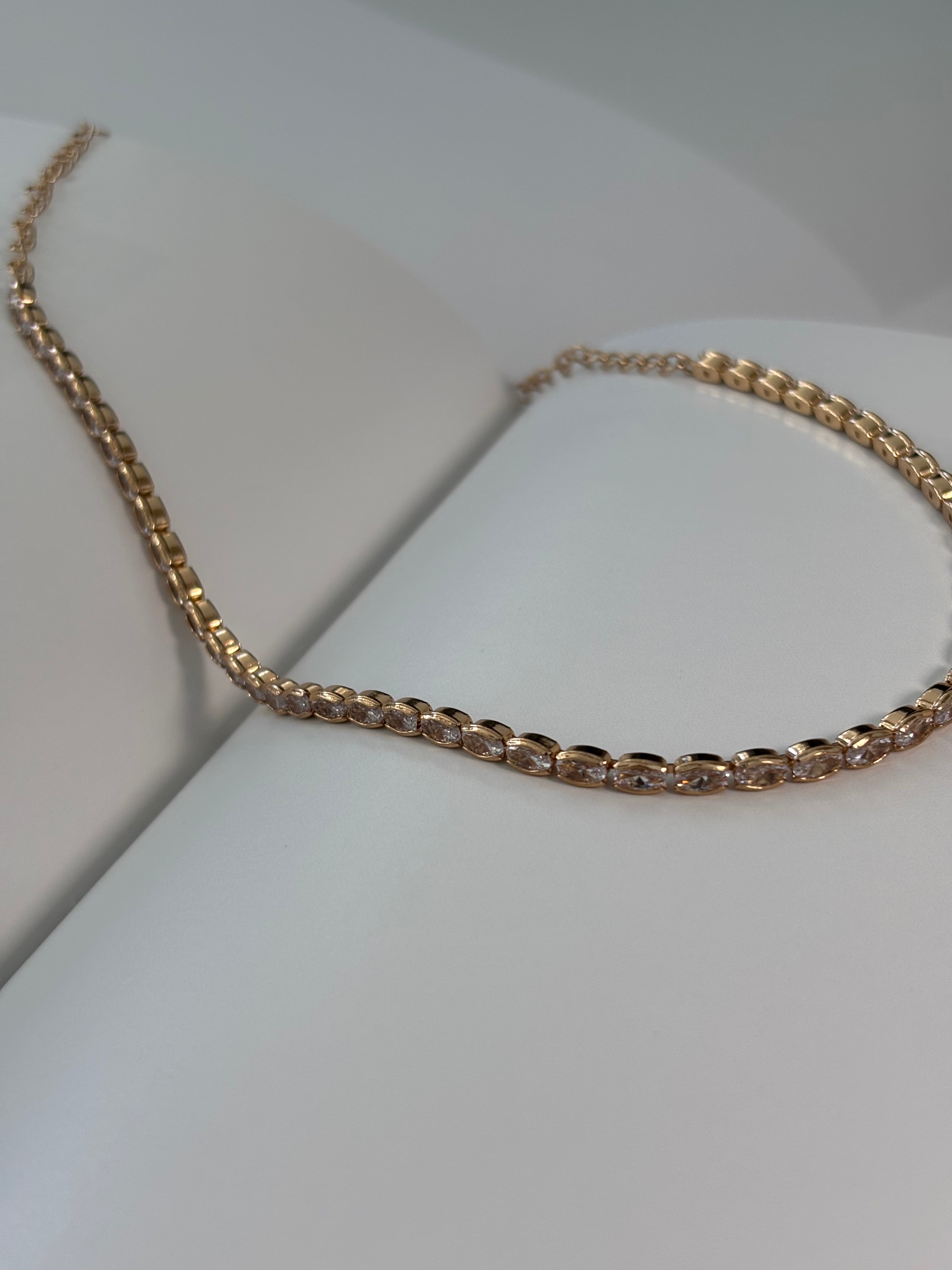 Choker Necklace Diamond Gold - Liora
