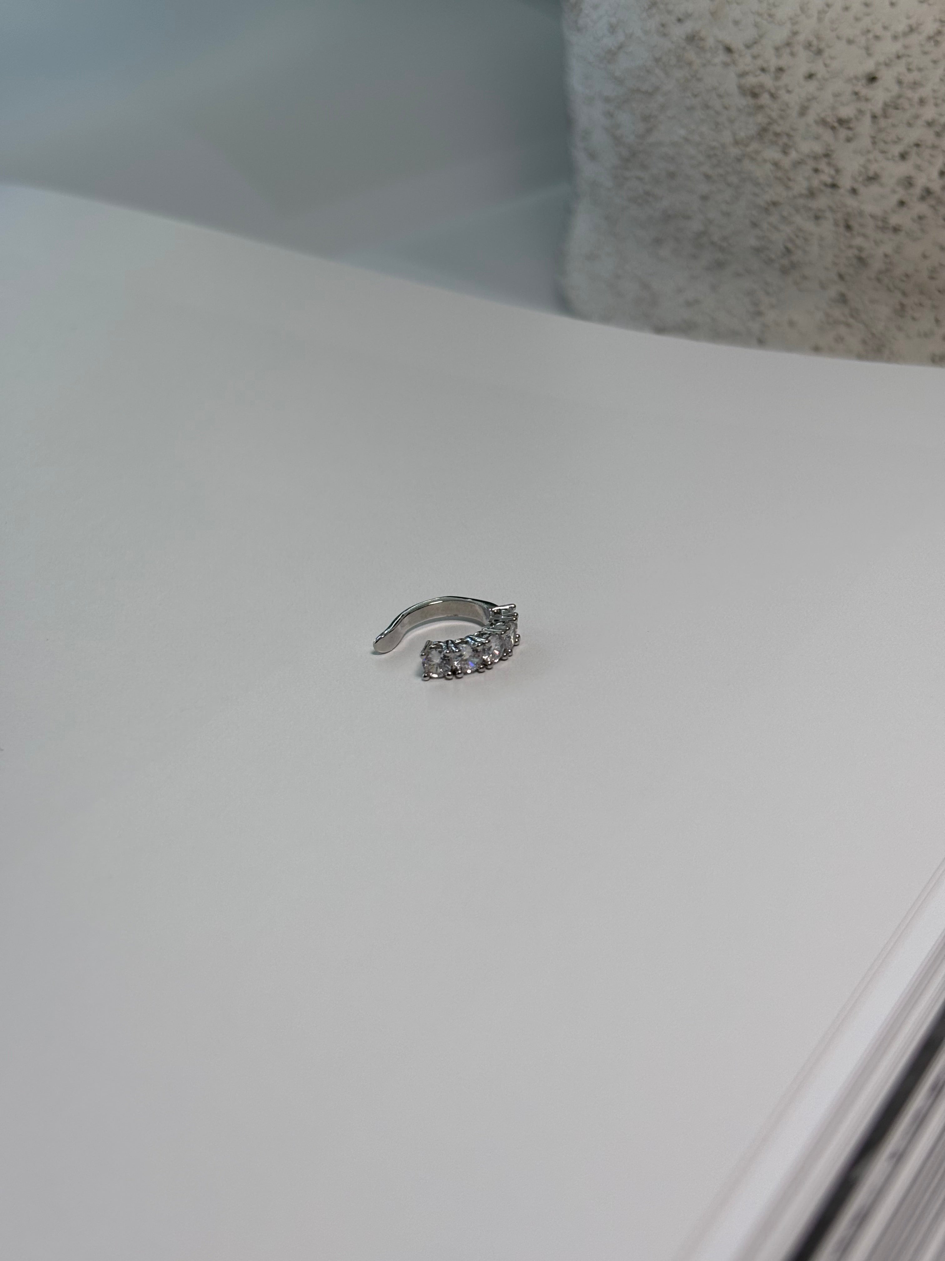 Adjustable Diamond Piercing - Amaris